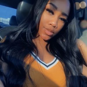 Meet your Posher, Chrissy